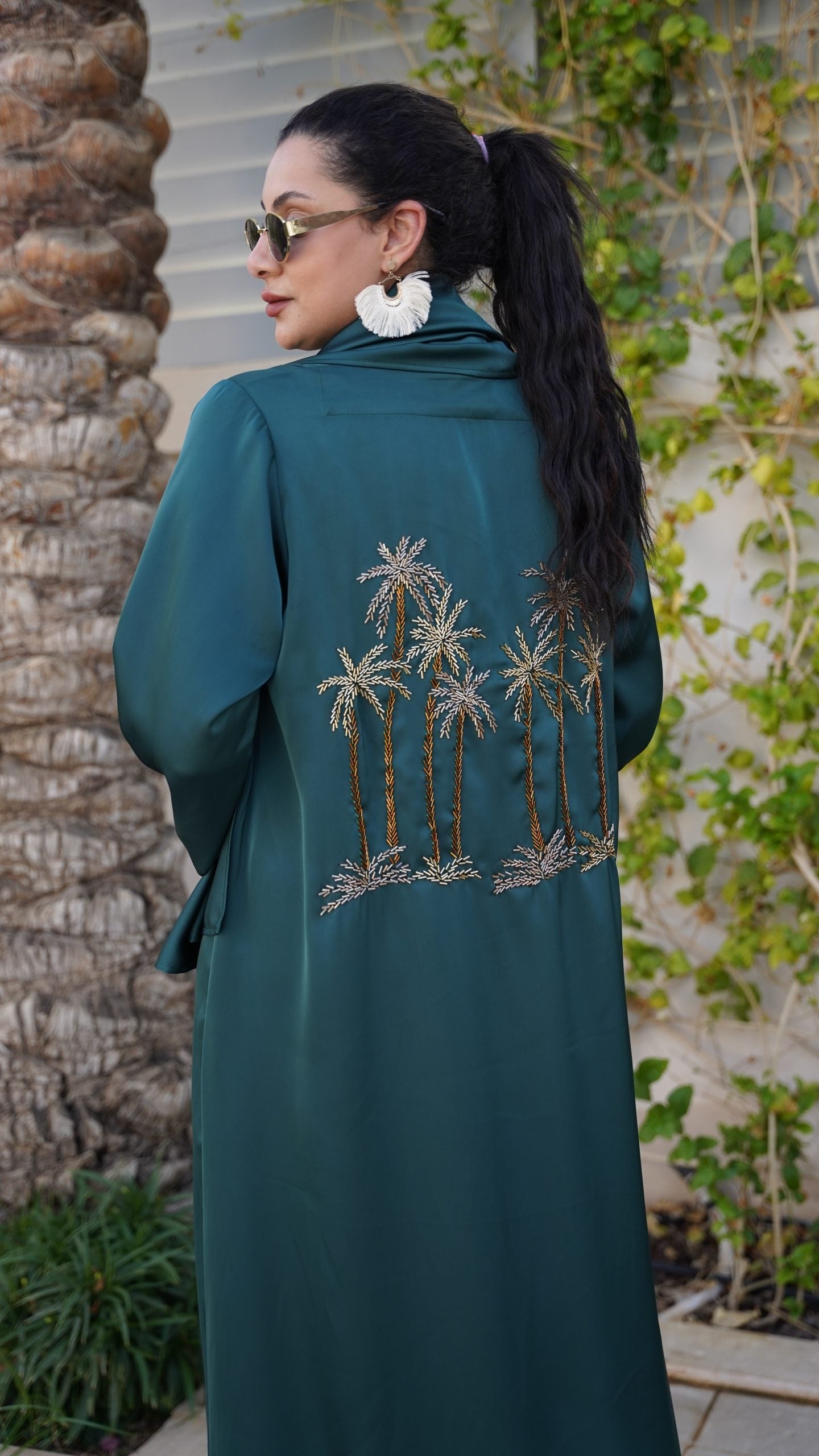 Abaya Embroidered Palm