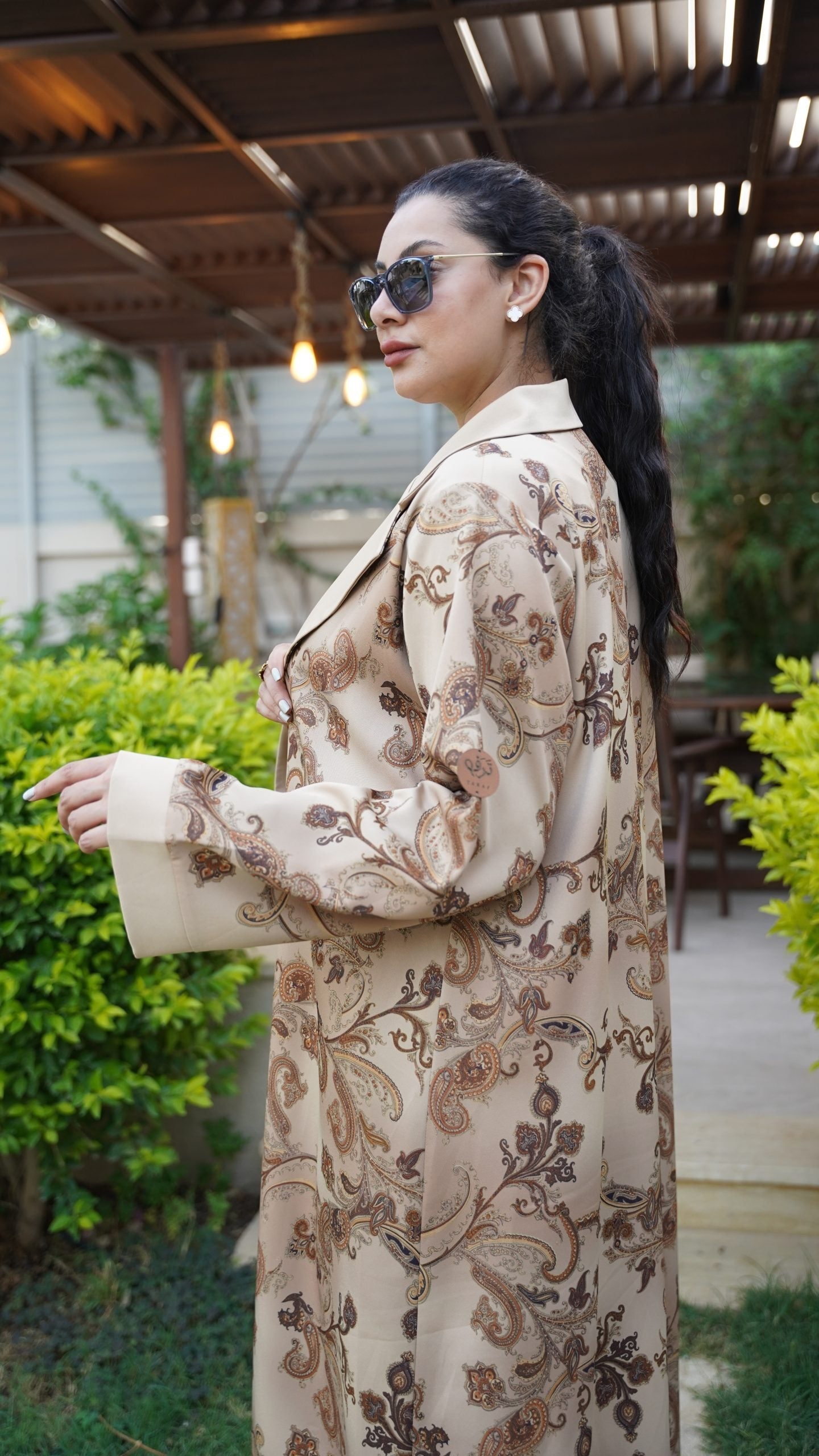 Abaya Paisley Beige