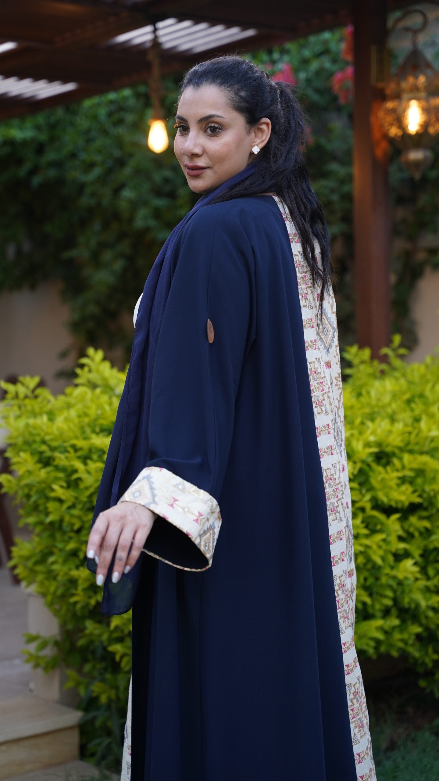 Abaya Eastern Patterns