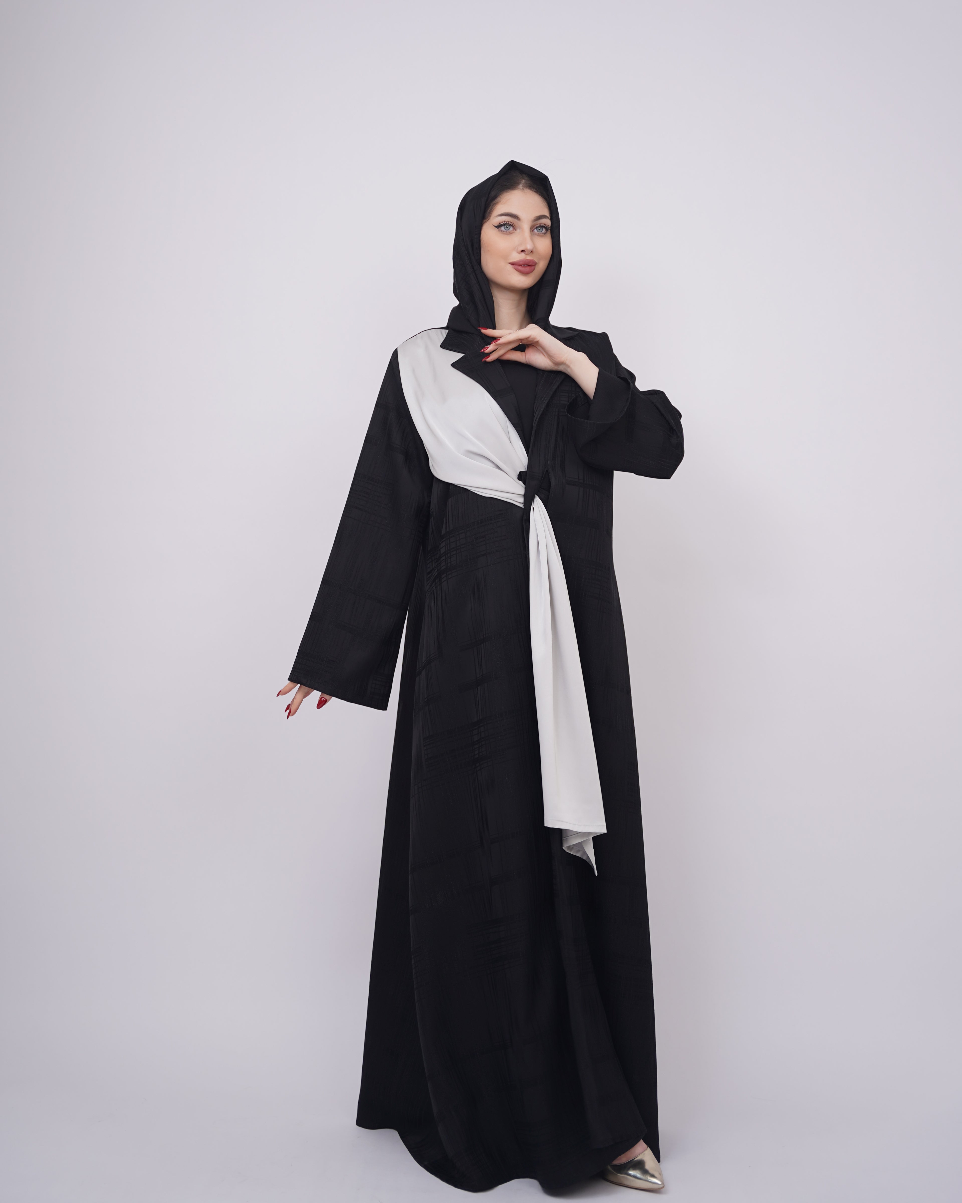 حبر مقلم اسود مع رفرفة سلفر